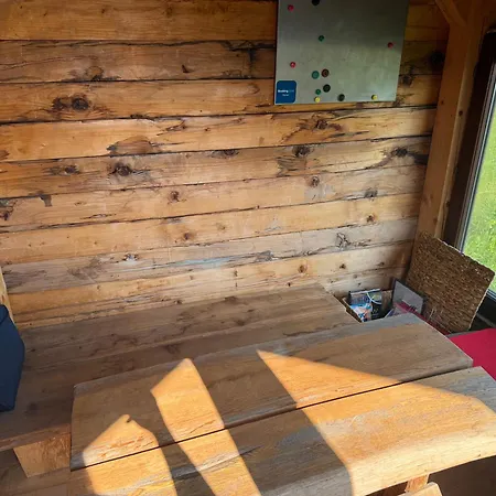 Apartma Klemenc شقة